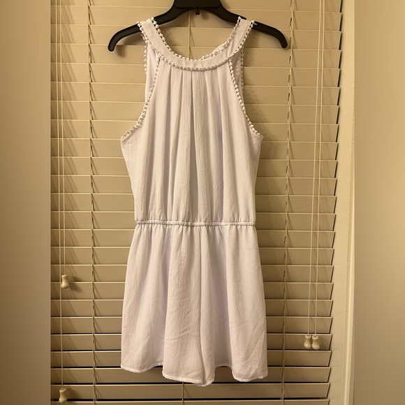 Francesca’s Women’s Small White Tie-Neck Halter Romper Blue Rain Pom Pom Trim - Picture 2 of 14